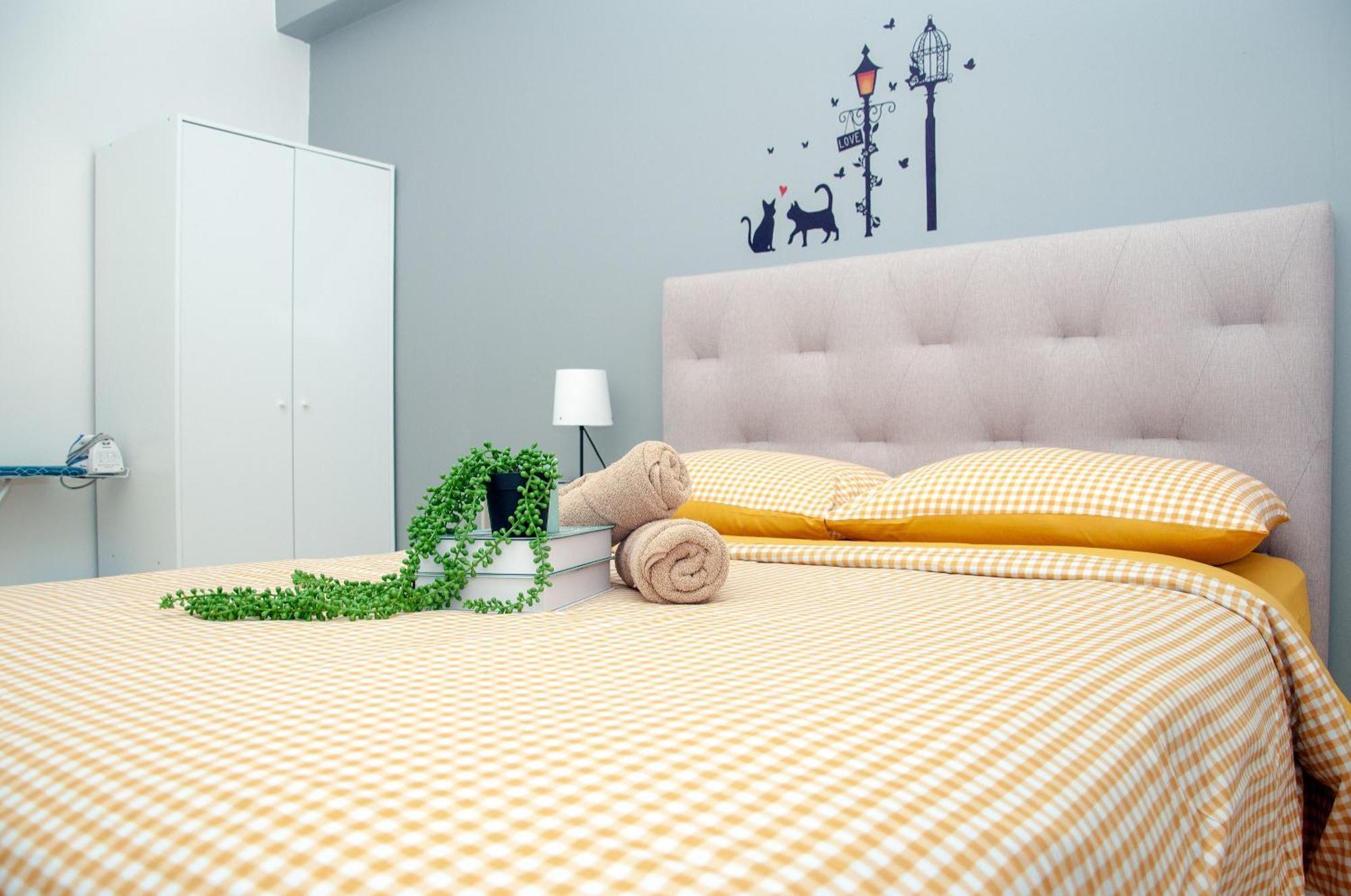 Five H Family Service Apartment Seri Kembangan Luaran gambar